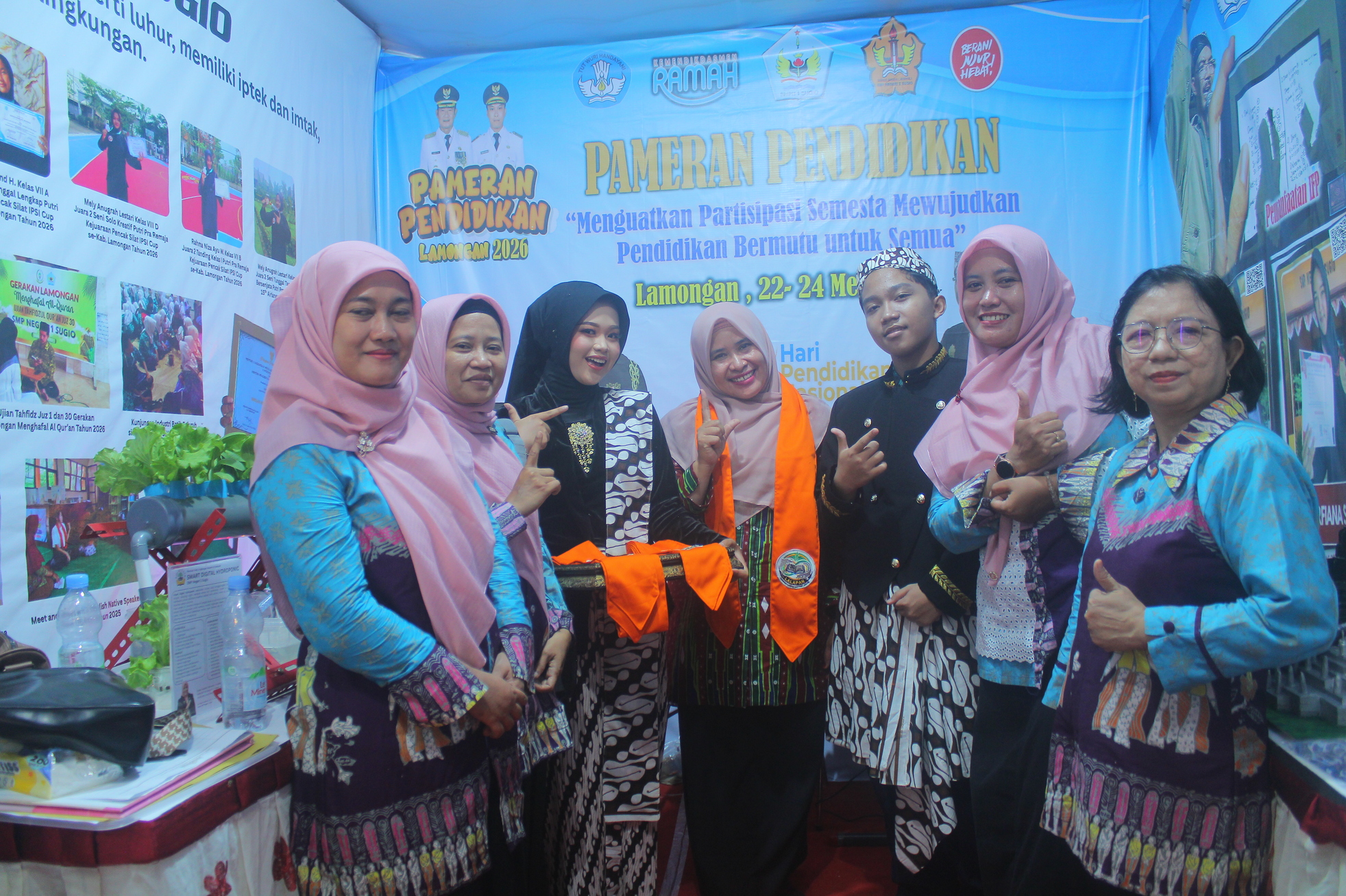 TARIK PERHATIAN PENGUNJUNG, SMP NEGERI 1 SUGIO TAMPILKAN INOVASI LALAPAN DI PAMERAN PENDIDIKAN 2026 TARIK PERHATIAN PENGUNJUNG, SMP NEGERI 1 SUGIO TAMPILKAN INOVASI LALAPAN DI PAMERAN PENDIDIKAN 2026