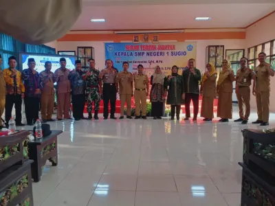 Estafet Kepemimpinan di SMP Negeri 1 Sugio, Dr. Hj. Hibatun Wafiroh Siap Wujudkan Sekolah Unggul dan Berkarakter